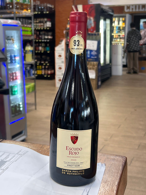Escudo Rojo Reserva Pinot Noir 2020